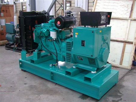 繁峙200kw康明斯柴油发电机组图片 繁峙200kw康明斯柴油发电机组图片